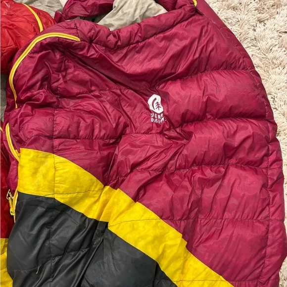 Sierra Designs 20 degree 800 fill down sleeping bags - Picture 2 of 5